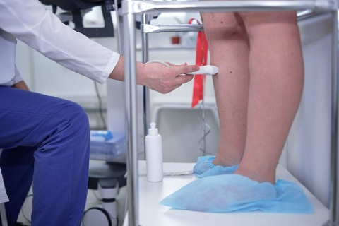 Прием флеболога под контролем УЗИ вен обеих ног 790₽ вместо 2500₽!